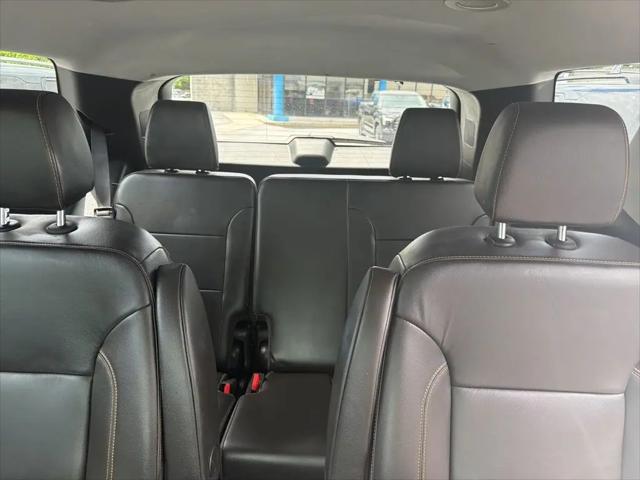 2020 Chevrolet Traverse AWD LT Leather