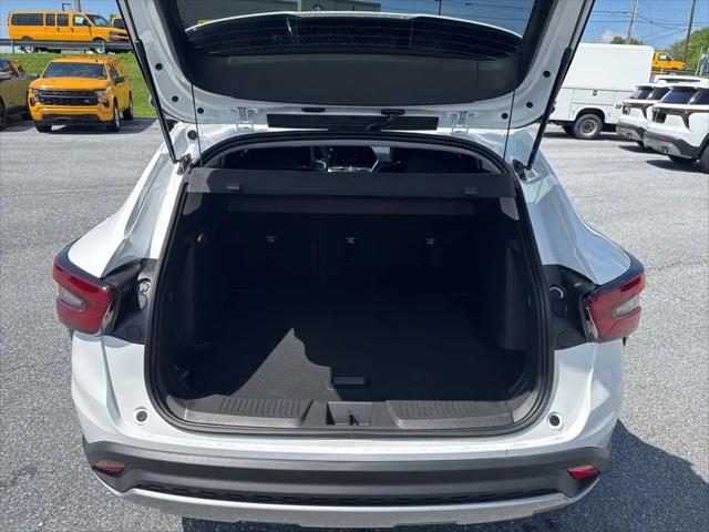 2026 Chevrolet Trax FWD LT