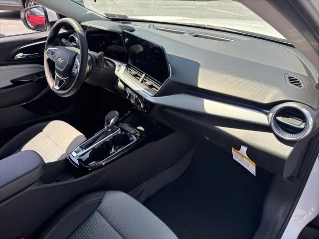 2026 Chevrolet Trax FWD LT