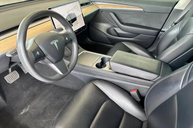 2022 Tesla Model 3 Long Range Dual Motor All-Wheel Drive
