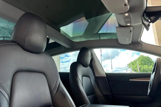 2022 Tesla Model 3 Long Range Dual Motor All-Wheel Drive