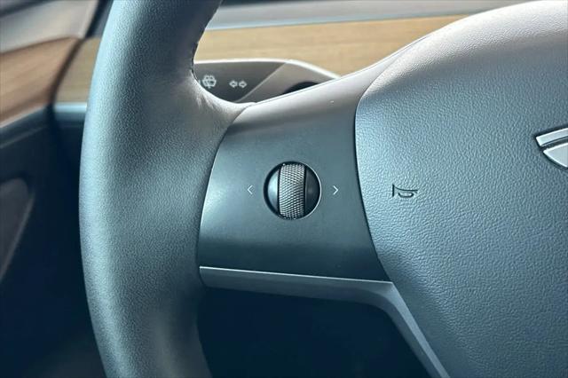 2022 Tesla Model 3 Long Range Dual Motor All-Wheel Drive