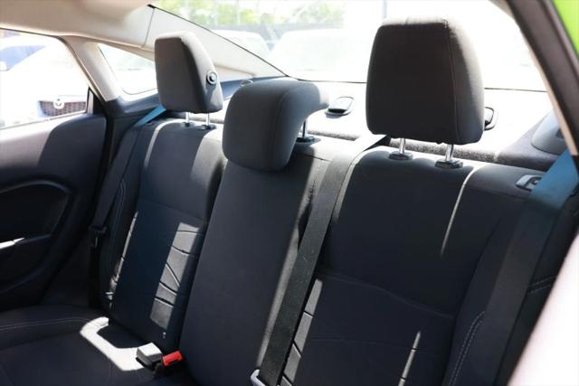 2015 Ford Fiesta SE