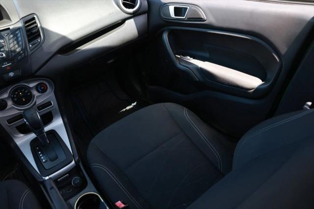 2015 Ford Fiesta SE