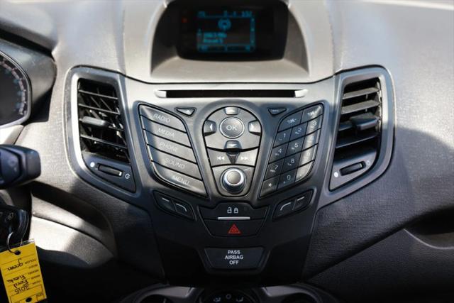 2015 Ford Fiesta SE