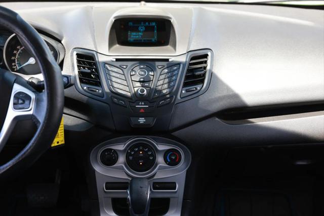 2015 Ford Fiesta SE