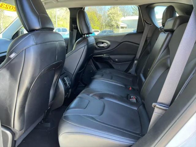 2023 Jeep Cherokee Altitude Lux 4x4