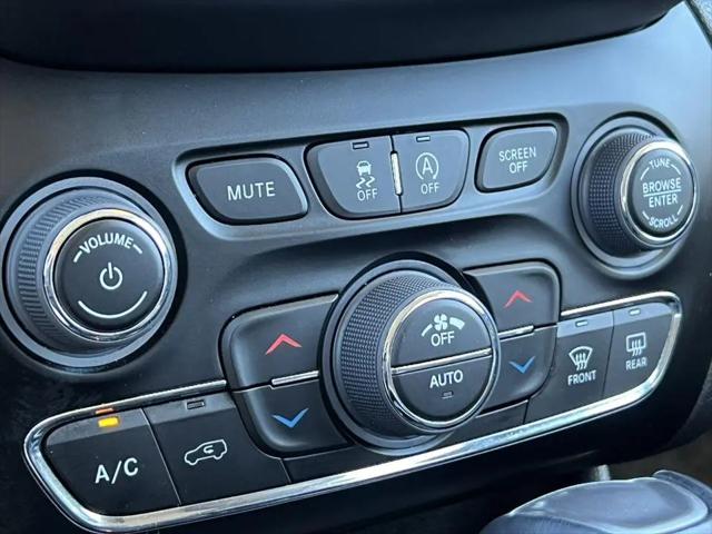 2023 Jeep Cherokee Altitude Lux 4x4