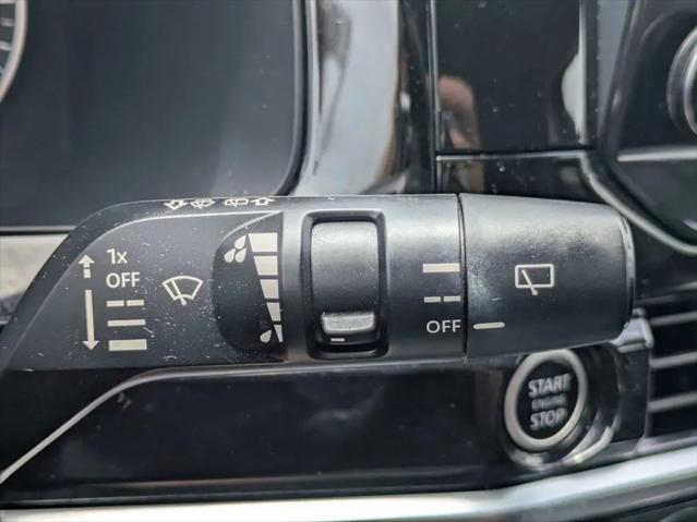 2023 Nissan Pathfinder SL 4WD