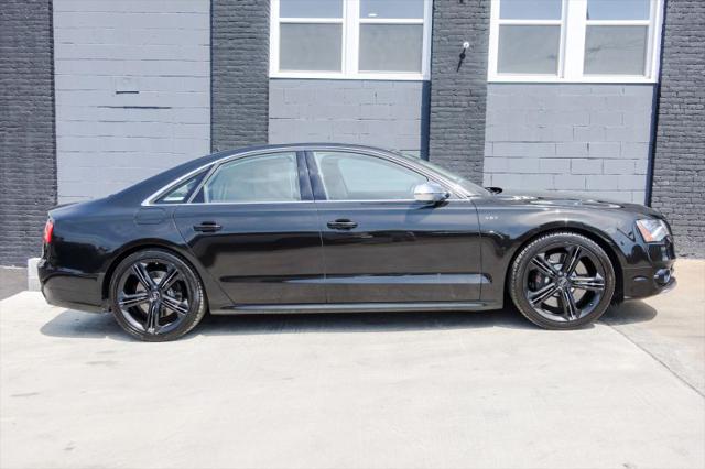 2013 Audi S8 4.0T