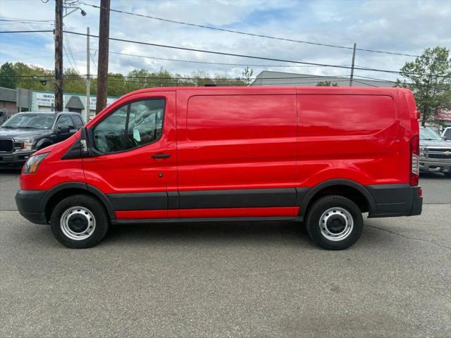2019 Ford Transit w/Sliding Side Door w/RWB