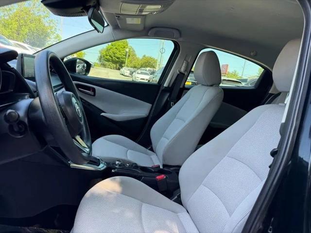 2019 Toyota Yaris LE