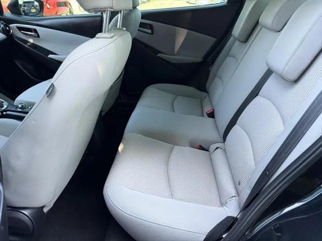 2019 Toyota Yaris LE