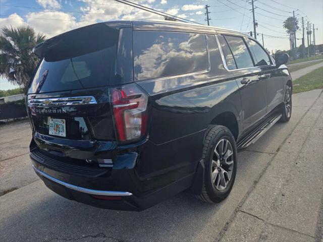 2021 Chevrolet Suburban 4WD LT