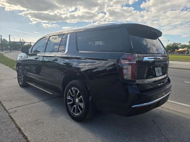 2021 Chevrolet Suburban 4WD LT