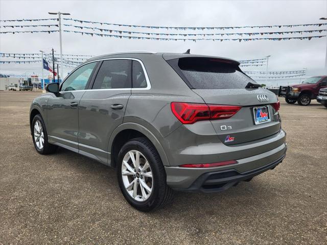 2025 Audi Q3 Premium 45 TFSI S line quattro Tiptronic