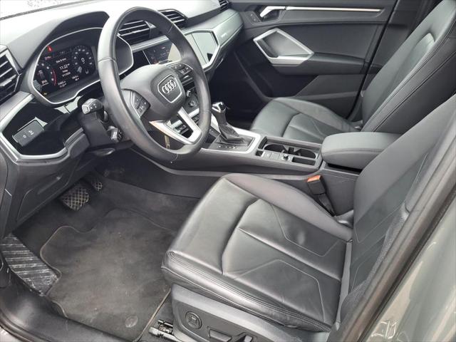 2025 Audi Q3 Premium 45 TFSI S line quattro Tiptronic