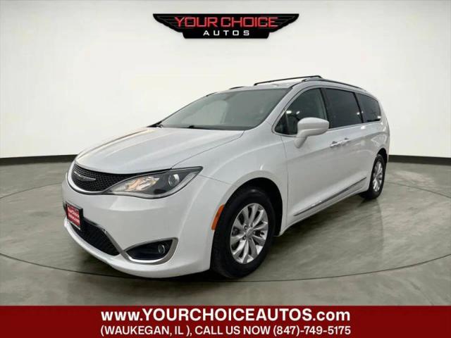 2018 Chrysler Pacifica Touring L for sale in Waukegan, IL