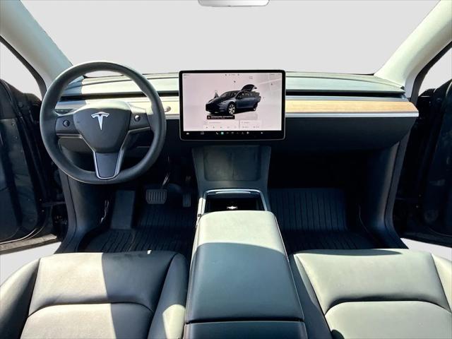 2024 Tesla Model Y Long Range Dual Motor All-Wheel Drive