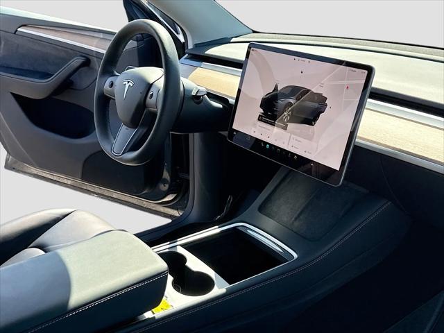 2024 Tesla Model Y Long Range Dual Motor All-Wheel Drive