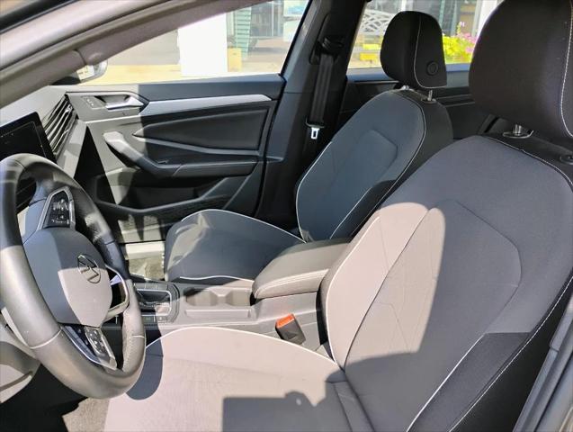 2025 Volkswagen Jetta 1.5T Sport