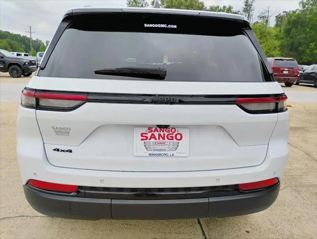 2025 Jeep Grand Cherokee Altitude 4x4