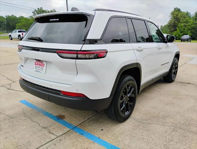 2025 Jeep Grand Cherokee Altitude 4x4