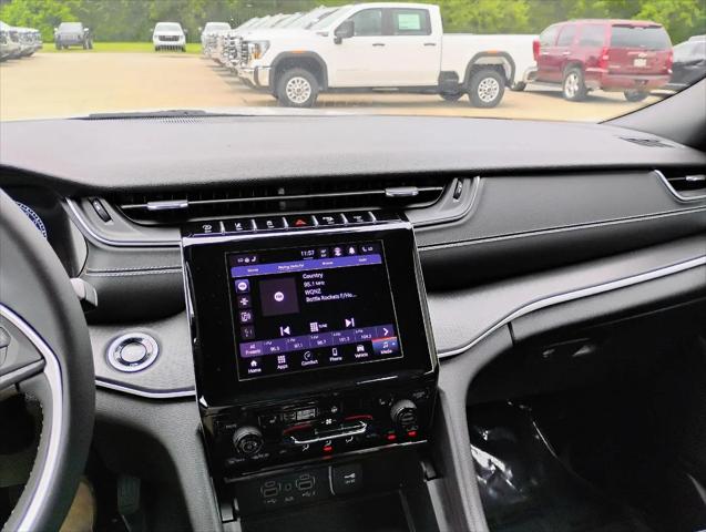 2025 Jeep Grand Cherokee Altitude 4x4