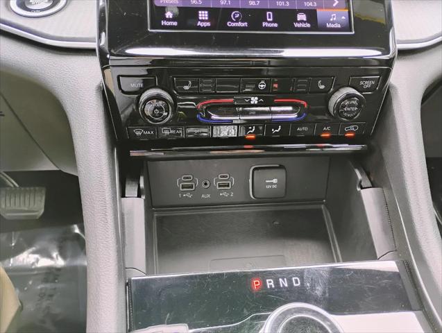 2025 Jeep Grand Cherokee Altitude 4x4