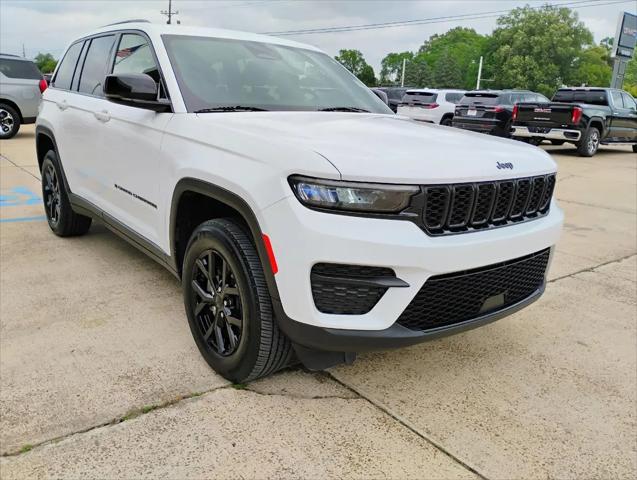 2025 Jeep Grand Cherokee Altitude 4x4