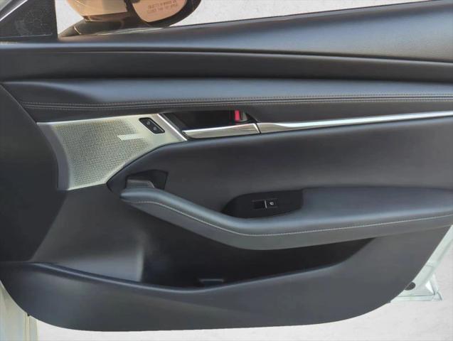 2023 Mazda Mazda3 2.5 S Premium
