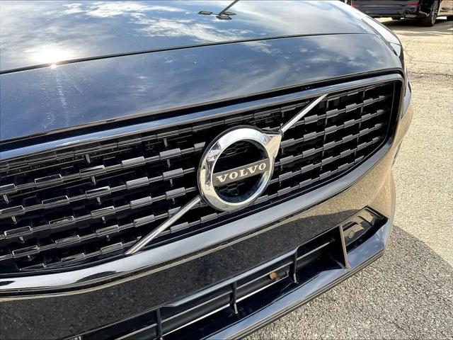 2022 Volvo S60 Recharge T8 Inscription
