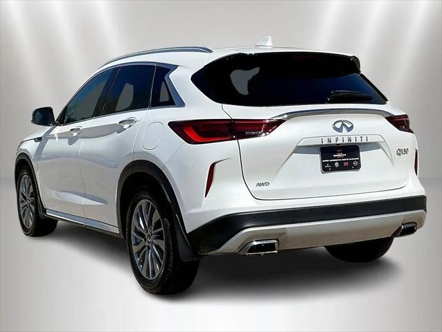 2023 INFINITI QX50 LUXE AWD