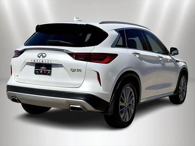 2023 INFINITI QX50 LUXE AWD
