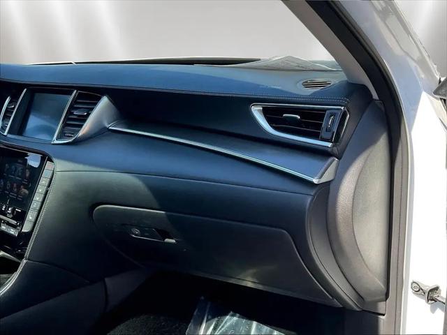 2023 INFINITI QX50 LUXE AWD
