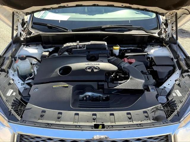 2023 INFINITI QX50 LUXE AWD