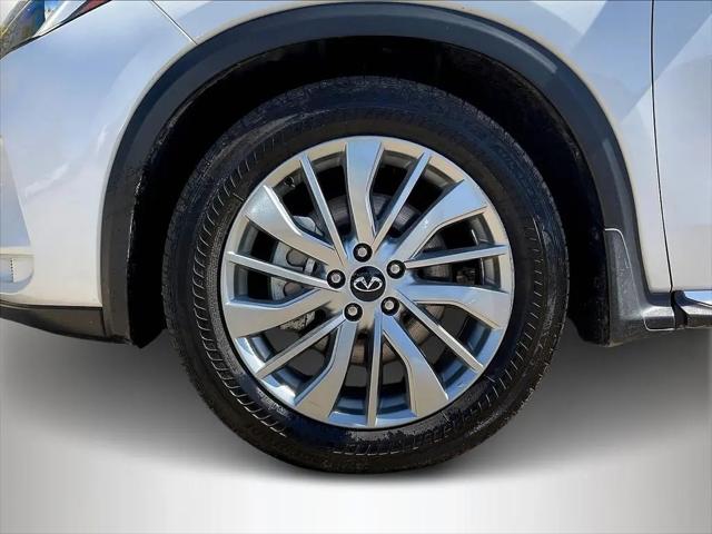 2023 INFINITI QX50 LUXE AWD