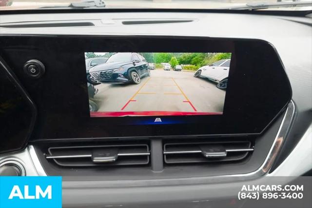 2025 Chevrolet Trax FWD LT