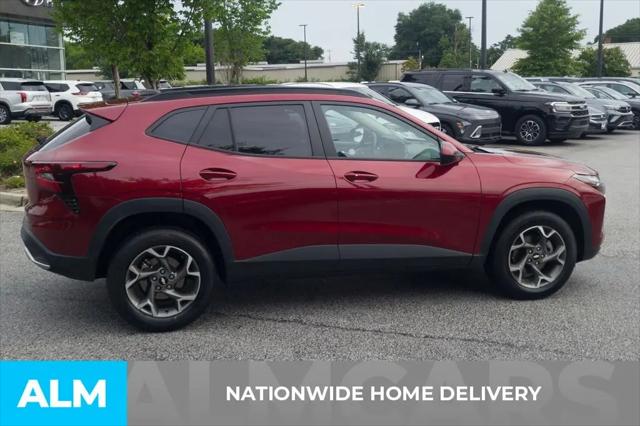 2025 Chevrolet Trax FWD LT