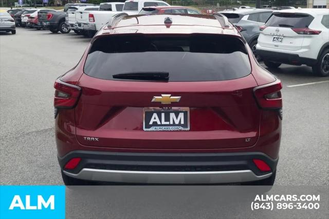 2025 Chevrolet Trax FWD LT