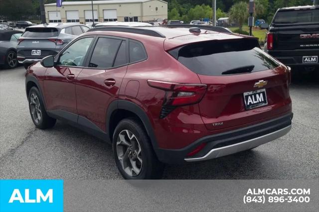 2025 Chevrolet Trax FWD LT
