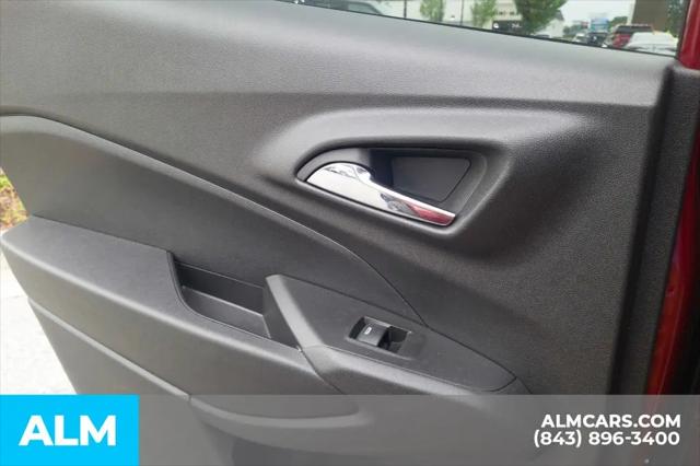 2025 Chevrolet Trax FWD LT