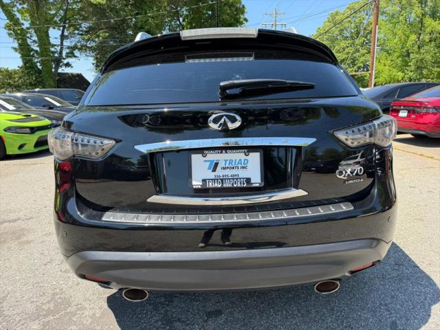2017 INFINITI QX70 3.7