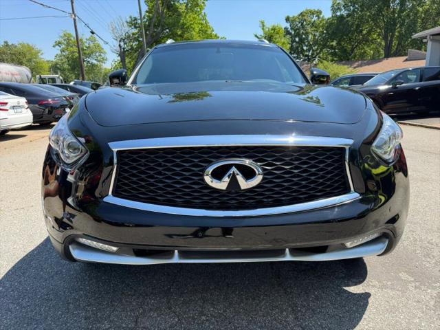 2017 INFINITI QX70 3.7