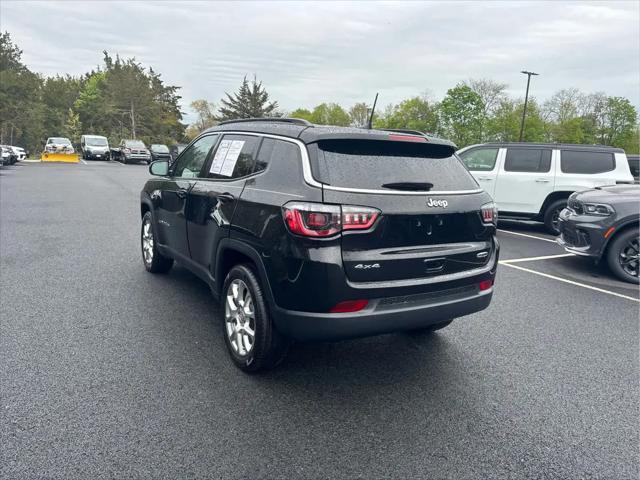 2022 Jeep Compass Latitude Lux 4x4