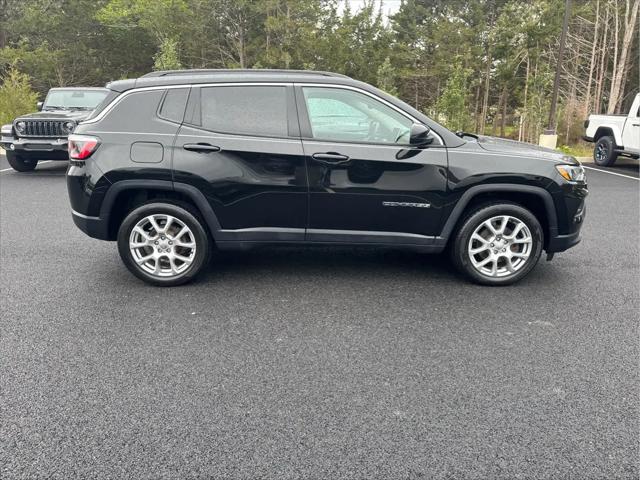 2022 Jeep Compass Latitude Lux 4x4