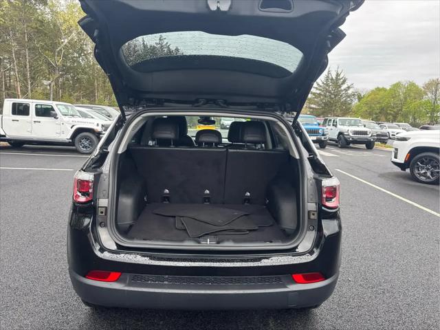 2022 Jeep Compass Latitude Lux 4x4