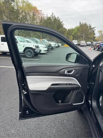 2022 Jeep Compass Latitude Lux 4x4