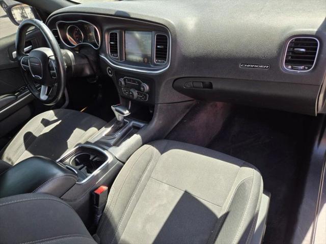 2016 Dodge Charger SXT