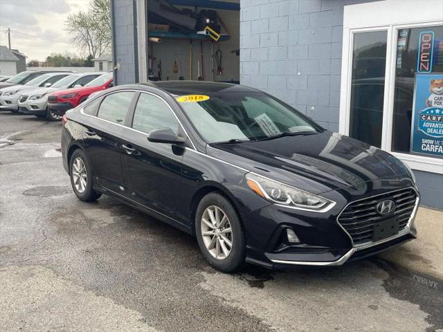 2018 Hyundai Sonata SE for sale in Larwill, IN